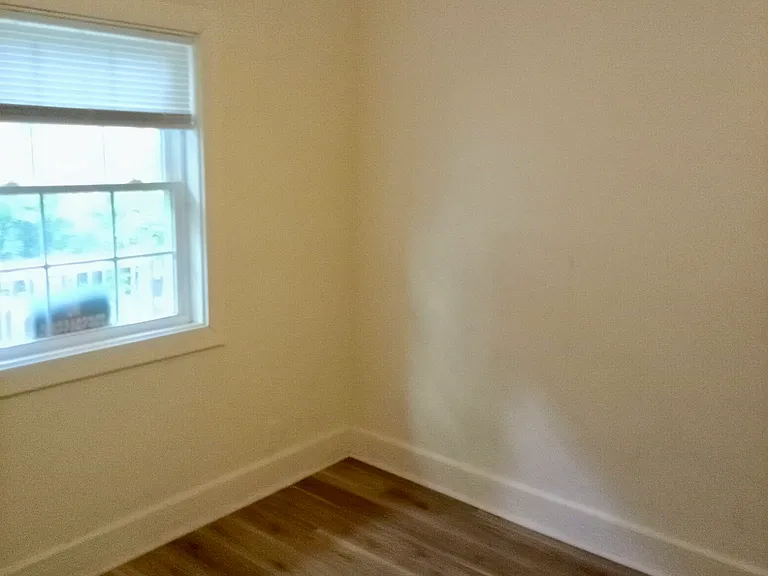 1308 Goff Ave — Photo 2