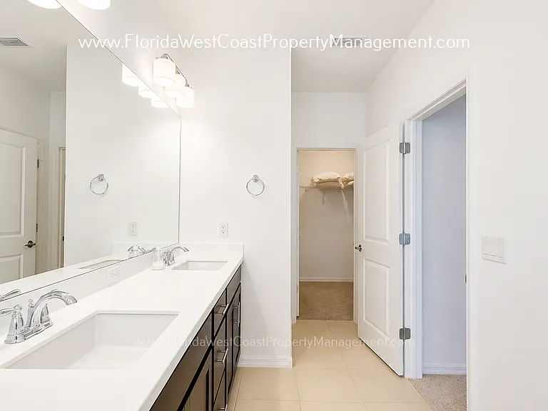 6394 Grandview Hill Ct — Photo 28