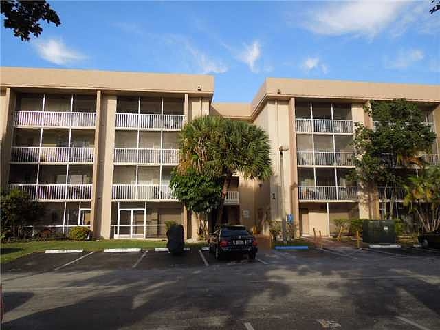 1st image of 17000 NW 67th Ave APT 222