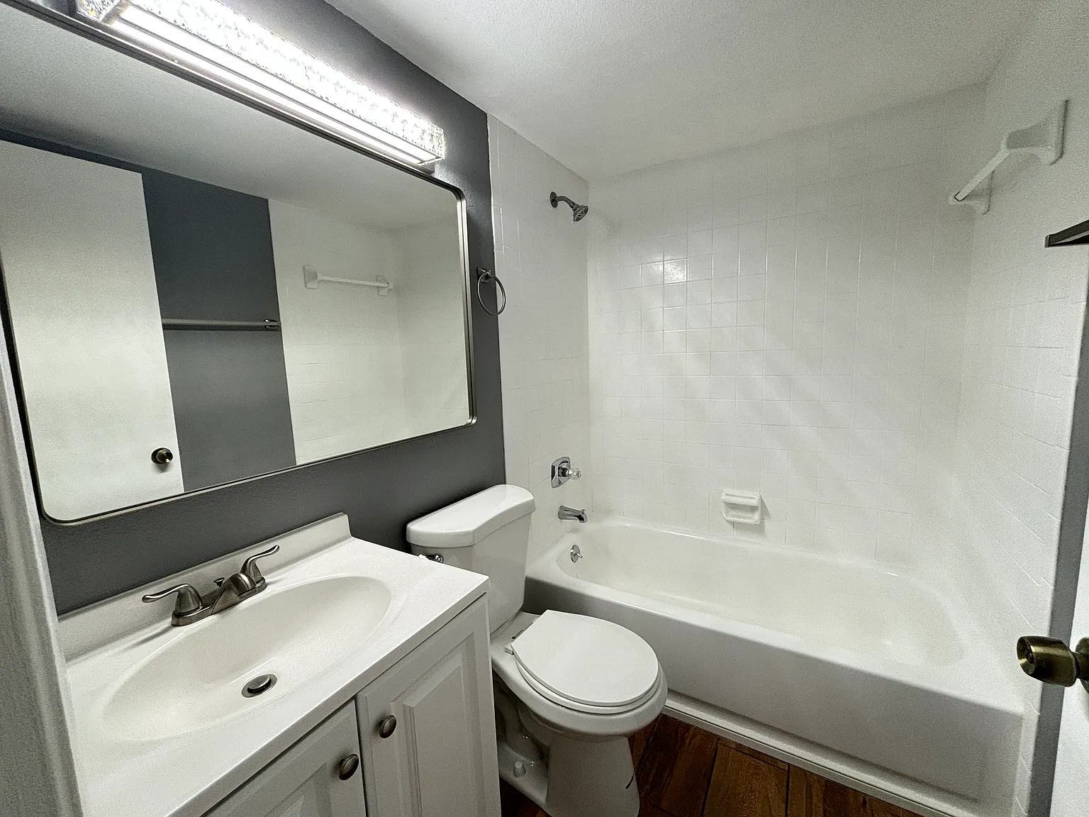 1 Bed, 1 Bath First Floor Condo — Photo 4