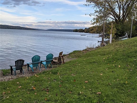 5th image of 5017 W Lake Rd