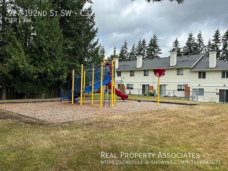 927 132nd St SW #C3 — Photo 18
