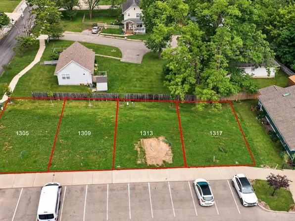 1313 E Short St, Bloomington, IN 47401