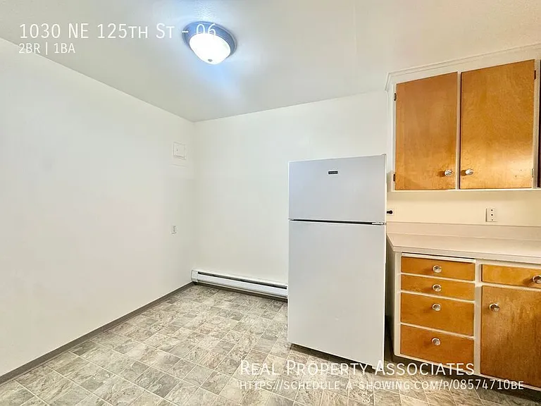 1030 NE 125th St #6 — Photo 6
