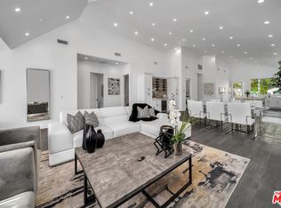 825 S Highland Ave, Los Angeles, CA 90036