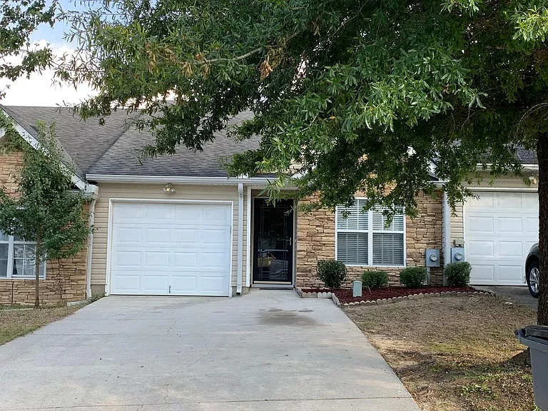 410 Northrop Pl — Photo 4