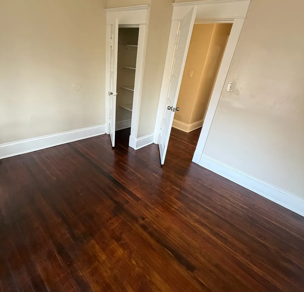 3 bed, $1,500 — Photo 3