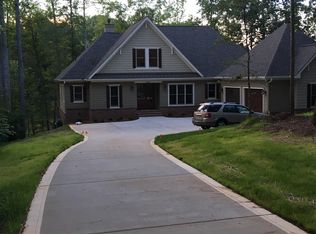 6662 Goose Point Dr, Denver, NC 28037