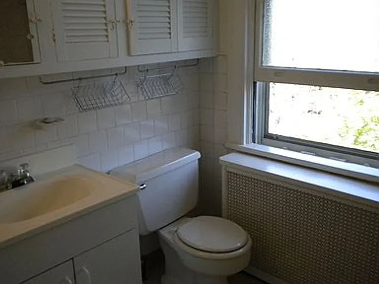 720 Gladstone Ave — Photo 26