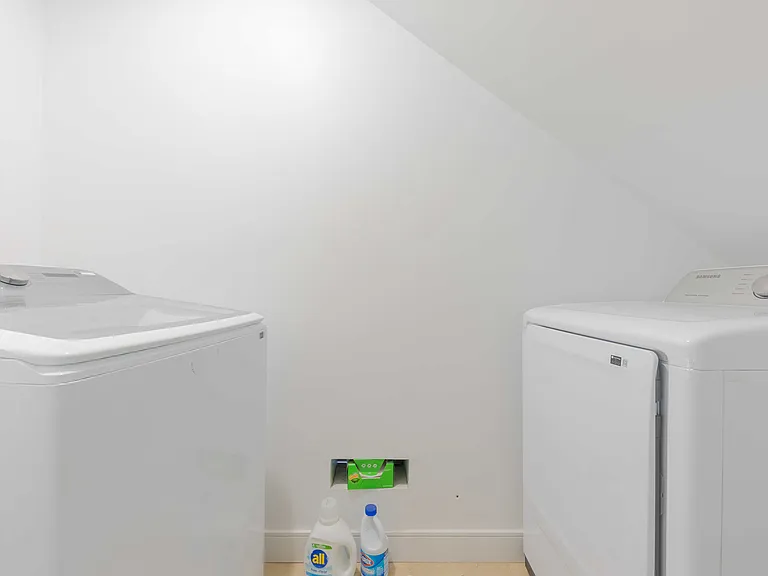 123 S Marguerita Ave #B — Photo 18