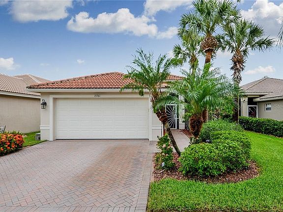 2nd image of 15761 Crystal Waters Dr