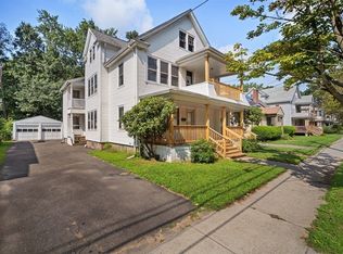 24-26 Wayne St, Springfield, MA 01118