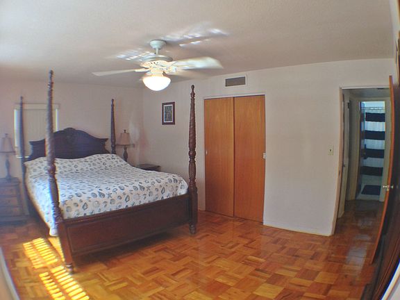 5th image of 4111 Dr Martin Luther King Jr St N