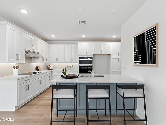 2nd image of 2121 W SONORAN DESERT Drive #67