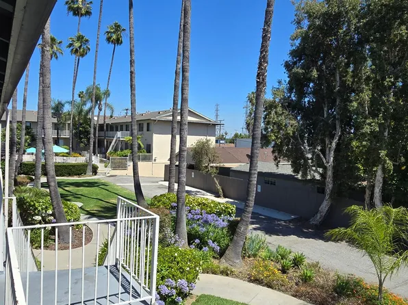 Coral Reef Apartments