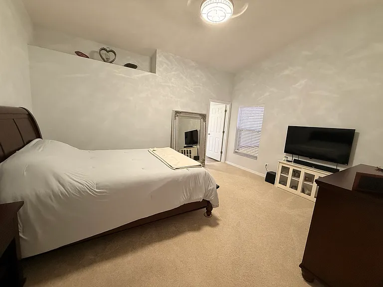 687 Collier Lake Cir — Photo 16