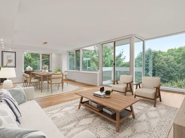 975 Memorial Dr APT 609, Cambridge, MA 02138