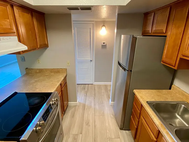 1402 E Guadalupe Rd #225 — Photo 9
