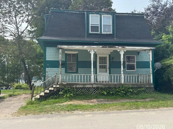 30 3rd Street, Eastport, ME 04631