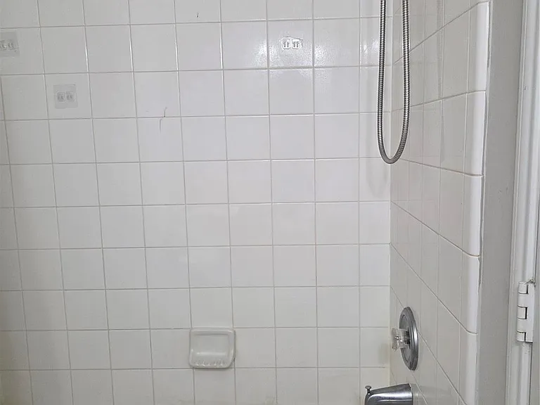 219 Golden Grain Dr — Photo 18
