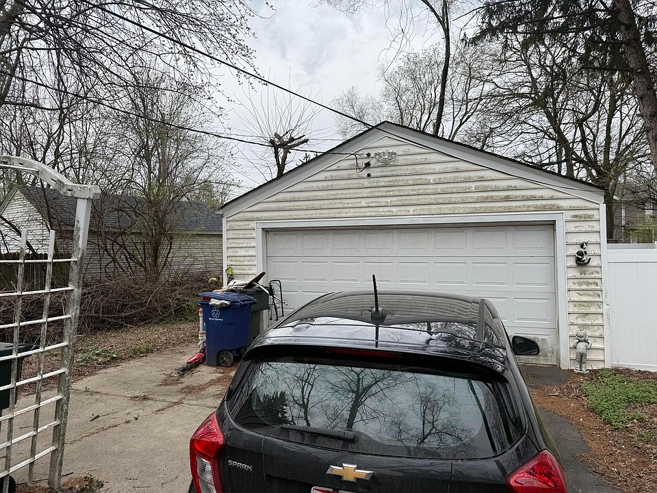 2nd image of 1901 Fairmont Ave