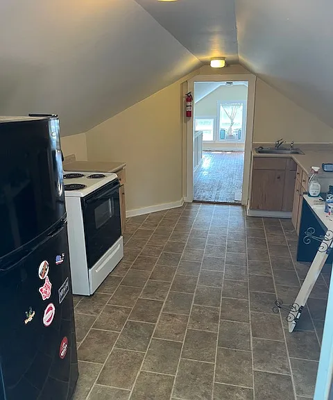 2504 Vanderbilt Ave #3 — Photo 6