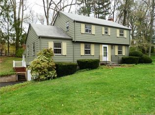 92 Cheney Ln, East Hartford, CT 06118