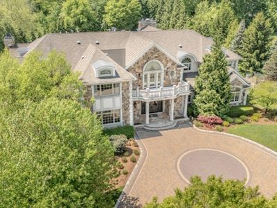 11 RICKLAND DRIVE, North Caldwell, NJ, 07006