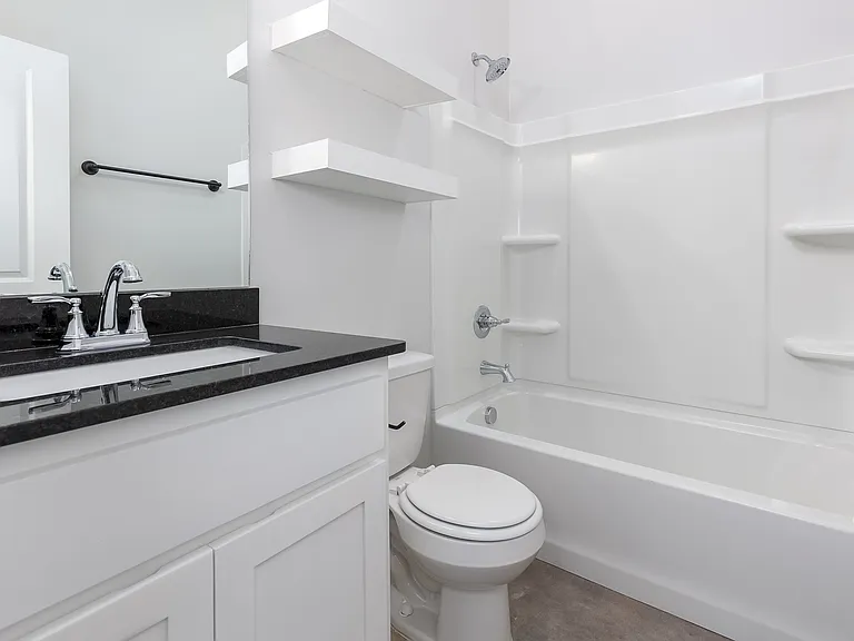 2324 SW 90th Pl — Photo 9