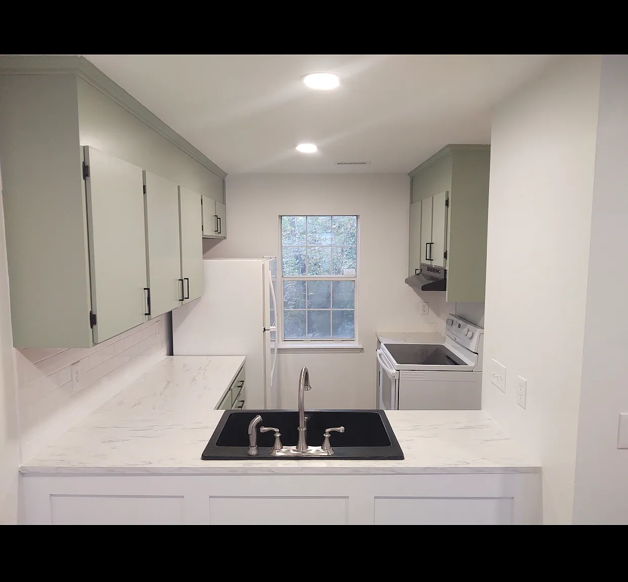 2 bed, 1.5 bath, 980 sqft, $1,150 — Photo 4