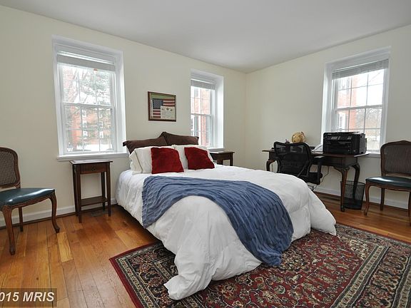 5th image of 2916 S Buchanan St APT A1