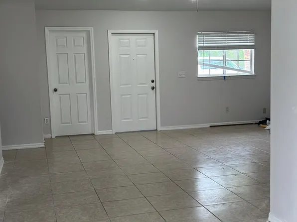 817 Meadow Rd #1, Lehigh Acres, FL 33973