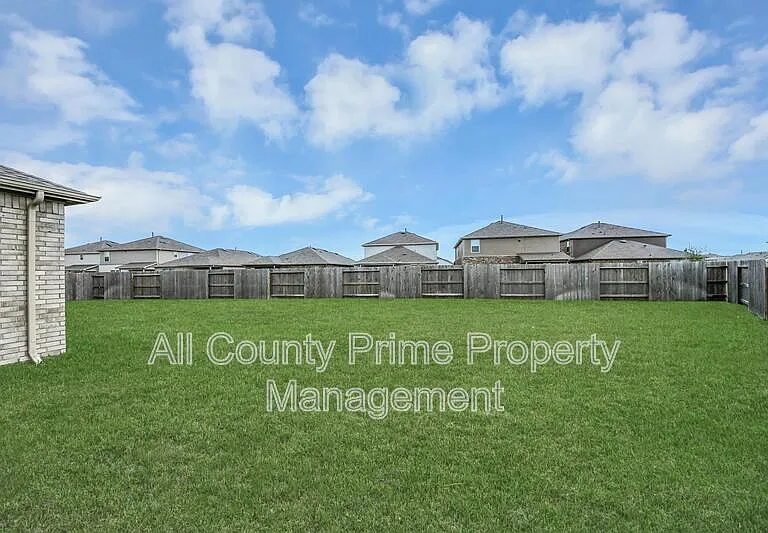 1325 Grass Bend Dr — Photo 44