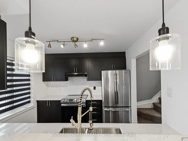 403 Gerardia Ln — Photo 8
