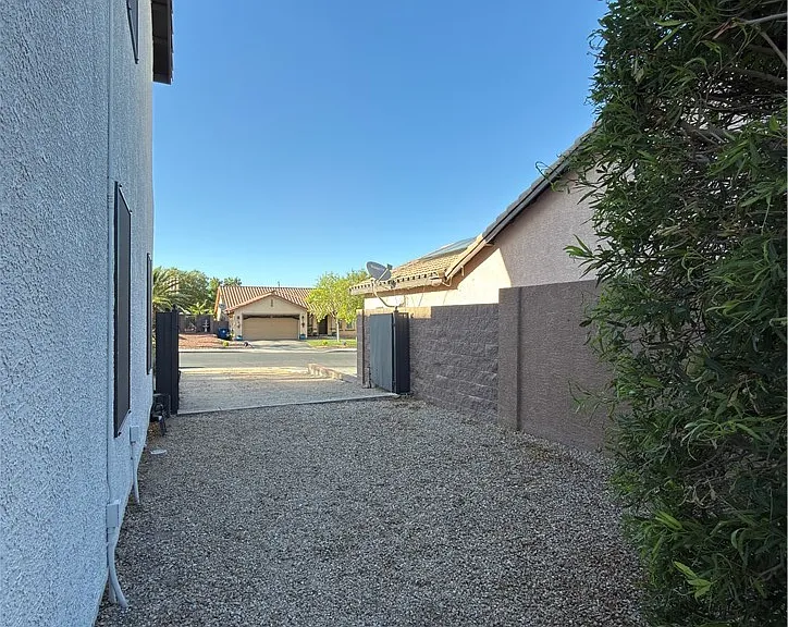199 Glen Falls Ave — Photo 4
