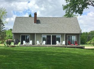 12081 Torrey Rd, Fenton, MI 48430