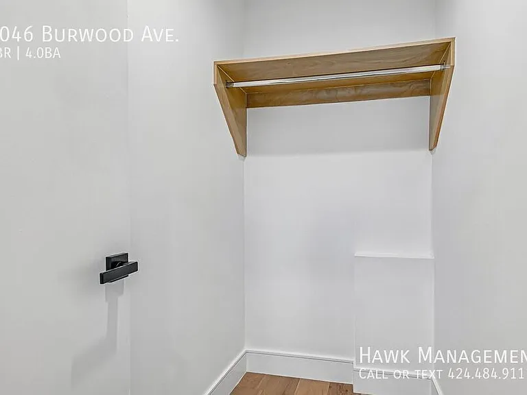 6046 Burwood Ave — Photo 32
