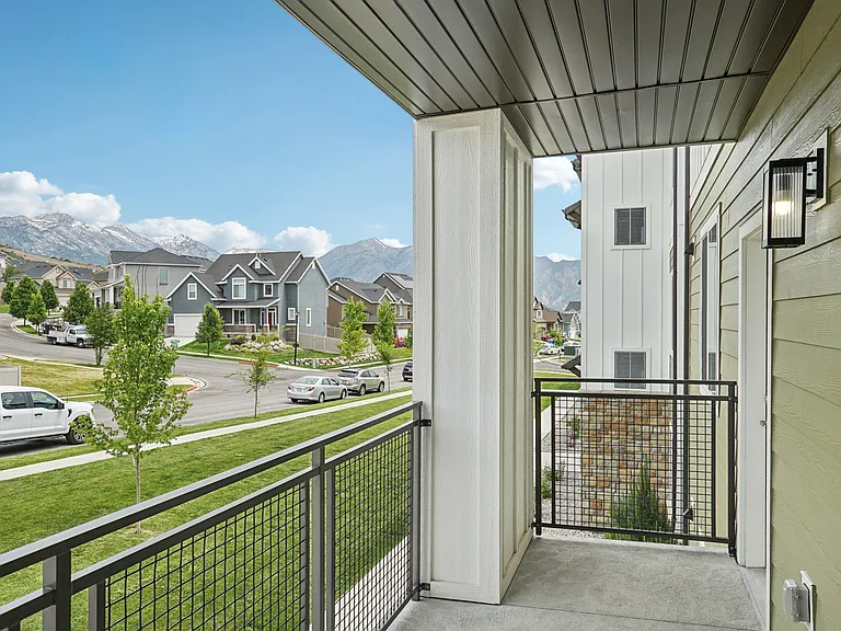 The Vue at Traverse Ridge — Photo 109