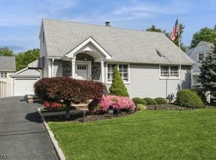 31 Craig Pl, Bloomfield, NJ 07003