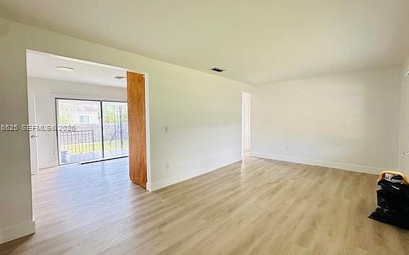 3rd image of 6371 SW 39th St
