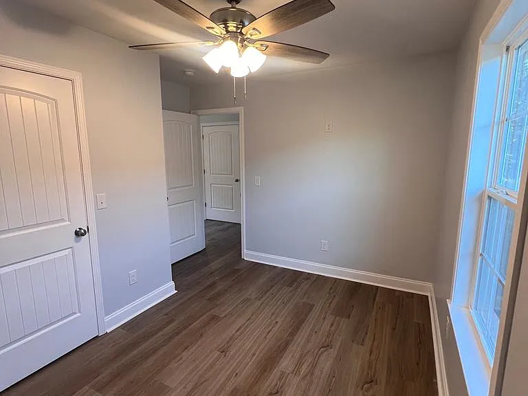 1784 Wendell St — Photo 9