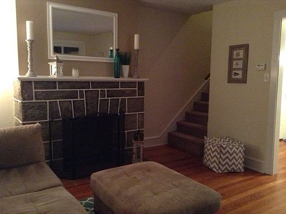 4th image of 18 E Marthart Ave
