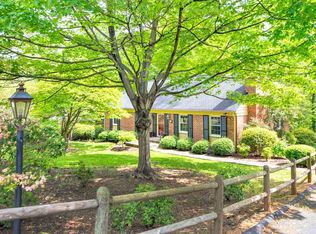 1604 Jamestown Dr, Charlottesville, VA