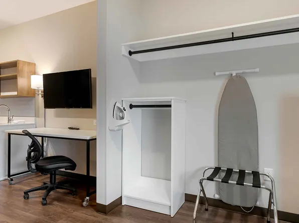 Savannah Pooler, 500 Outlet Pkwy S, Pooler, GA 31322