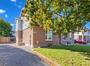 136 Sekura Cres, Cambridge, ON N1R 7E9
