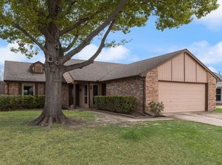 506 Magnolia Dr, Forney, TX