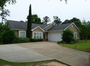 1060 E University Dr, Auburn, AL 36830