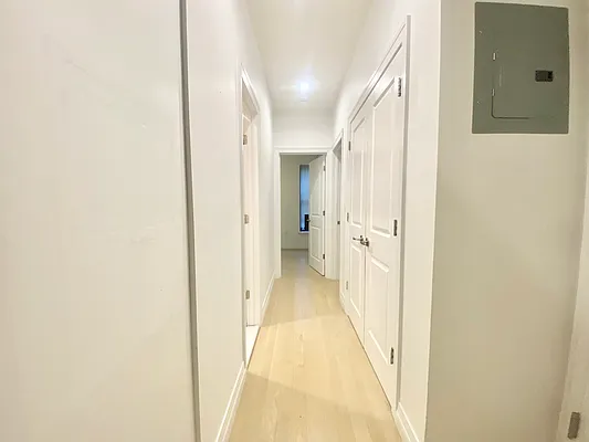 Rented by EastMount Realty LLC | media 26