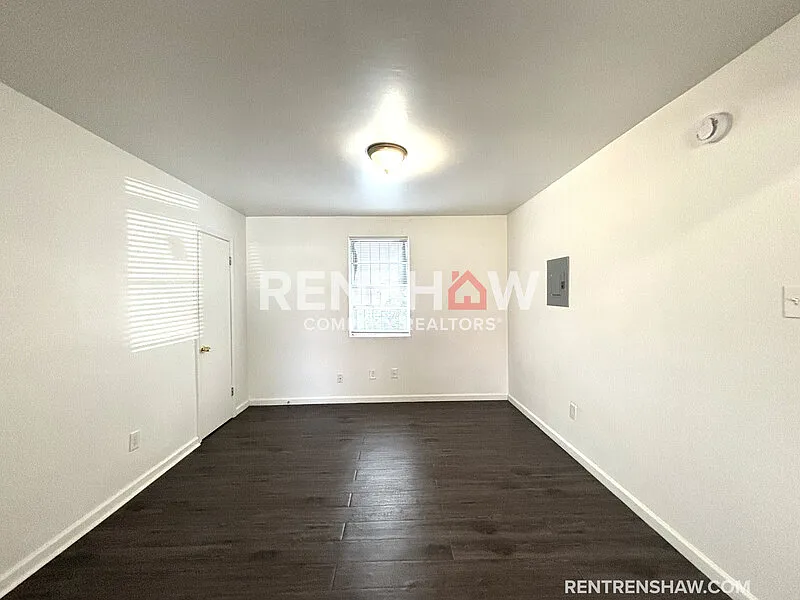 1 bed, 1.0 bath, 390 sqft, $598 — Photo 3