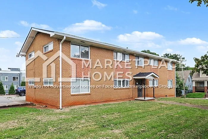 412 Todd St SE #D — Photo 3
